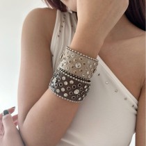 Punk Diamond Wide Edition Bracelet Retro Western Leather Button Bracelet