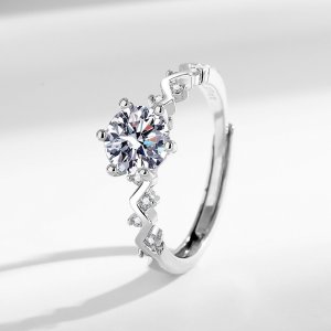 Eight Hearts Eight Arrows PT950 Plated Ring with One Carat Moissanite Diamond