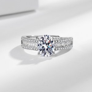 Brilliant Blue Sharp Crystal Colored Zircon Ring for Women's Open Mouth Ring