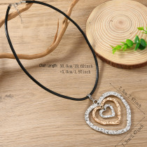 Two tone heart-shaped pendant necklace with retro metallic texture, cowhide collarbone chain, fashionable accessory