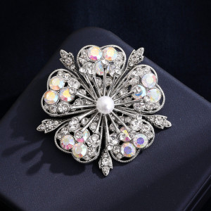 Wealthy Flower Brooch Coat Clothing Accessories Pin Full Diamond Chest Flower