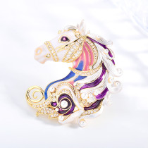 Pearl horse head brooch, gorgeous mane, micro inlaid zirconium, animal chest flower, zodiac gift