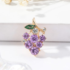 Grape small pin, suit brooch, cute anti glare fixed buckle, women's compression collar, purple