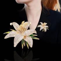 Luxury full diamond lily flower brooch with a sense of chest flower, niche and versatile suit pin accessory