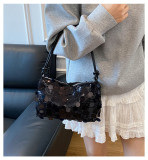 Sequined underarm bag, women's new handbag, shoulder bag, fashionable commuting baguette bag