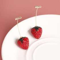 Diamond studded red strawberry earrings earrings earrings with small, fresh, sweet fruit earrings