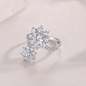 Sunflower S925 Silver Ring with Platinum Plated 0.5CT+1CT  Moissanite Ring