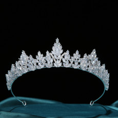 Crown Birthday Banquet Adult Ceremony Crown Hair Accessories Sweet Princess Headwear Fashion Show Stage Accessories