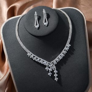 Water Diamond Necklace Earring Set Exquisite Flower Shaped Zircon Necklace Two Piece Set