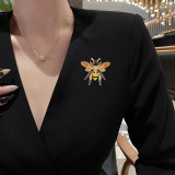 Yellow bee environmental protection brooch insect women's clothing accessories high-end chest flower brooch