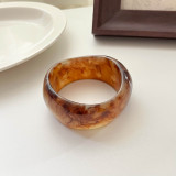 Wide irregular resin bracelet with female niche design, dyed wide bracelet