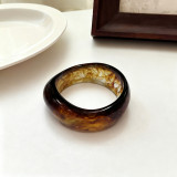 Wide irregular resin bracelet with female niche design, dyed wide bracelet