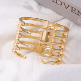 Premium irregular alloy bracelet, smooth and minimalist, trendy and stylish fashion band