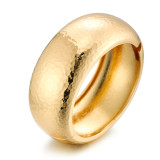 Premium irregular alloy bracelet, smooth and minimalist, trendy and stylish fashion band