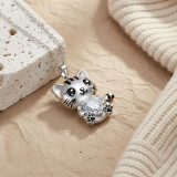 Cartoon Cat Hugging Love Pendant Cute and Fashionable Black Cat Pendant Necklace for Women