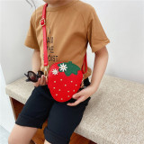 Korean version children's bag, girls' crossbody bag, cute strawberry accessories for little girls, trendy small bags