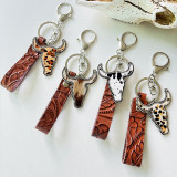 Genuine leather keychain, retro ethnic style, brown leather cow head, multi-color western style bag pendant