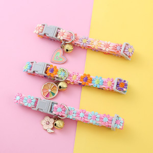 Pet necklace with colorful lace flowers, cat collar, puppy accessory, neck ring, bell collar, cat collar