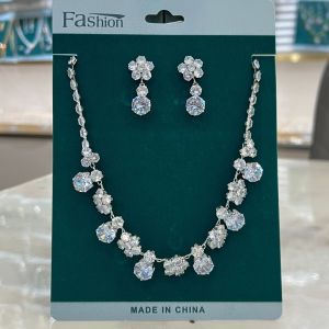 Environmentally friendly jewelry zircon luxurious pink plum blossom necklace earring accessory set