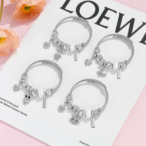Love crystal bead bracelet, female best friend bracelet, diamond studded KT cat butterfly pendant, stainless steel bracelet accessory