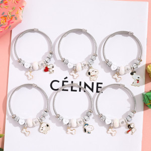 Cartoon style Snoopy crystal bead bracelet, female niche design, best friend bracelet, stainless steel jewelry