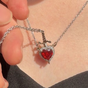 Valentine's Day One Arrow Heart piercing Love Dagger Sword Pendant Double layer Love Necklace Anime Alloy Jewelry
