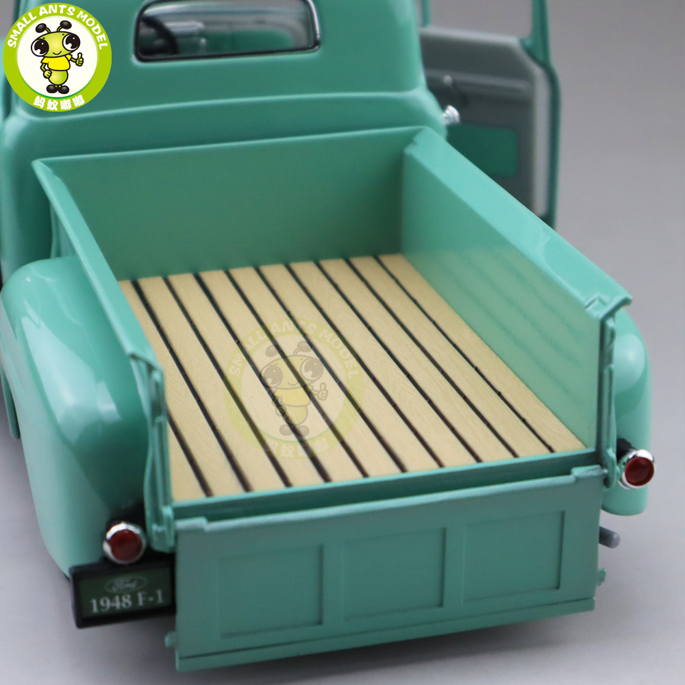 1/18 1948 Ford F-1 F1 Pick up Truck Road Signature Diecast Model