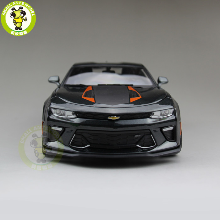 1/18 2017 Chevrolet CAMARO Fifty Year Anniversary Diecast Model Car Maisto 31385 Gray