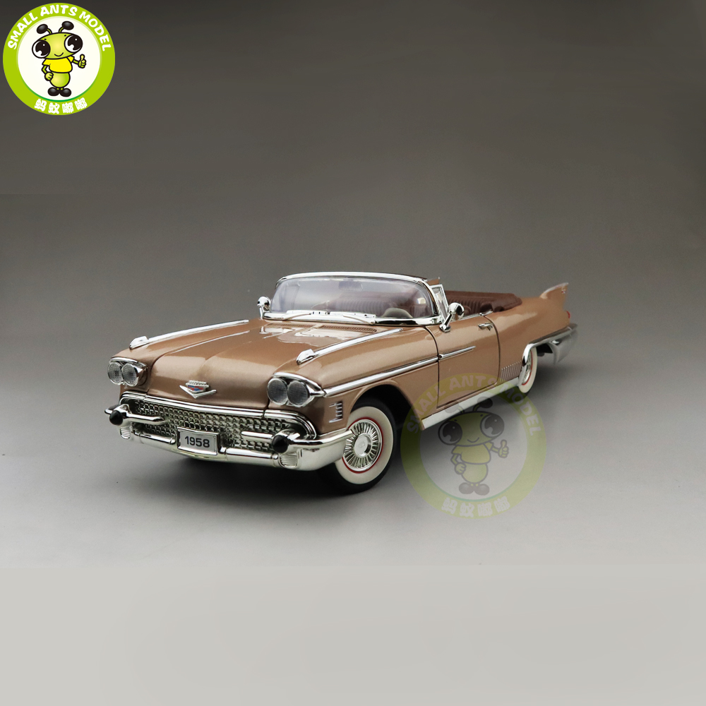 1/18 1958 CADILLAC ELDORADO BIARRITZ Road Signature Diecast Model