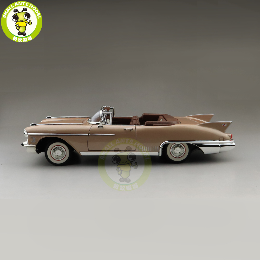 1/18 1958 CADILLAC ELDORADO BIARRITZ Road Signature Diecast Model