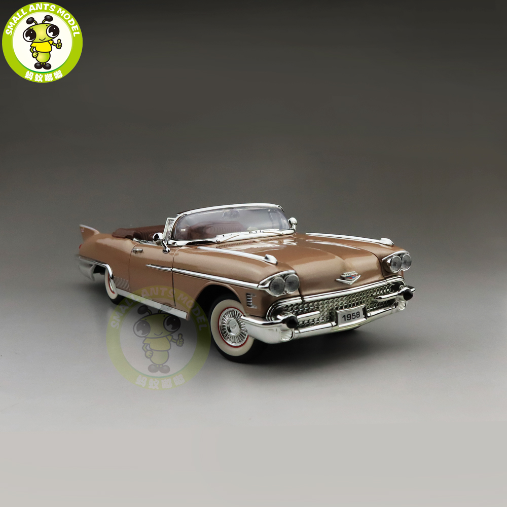 1/18 1958 CADILLAC ELDORADO BIARRITZ Road Signature Diecast Model