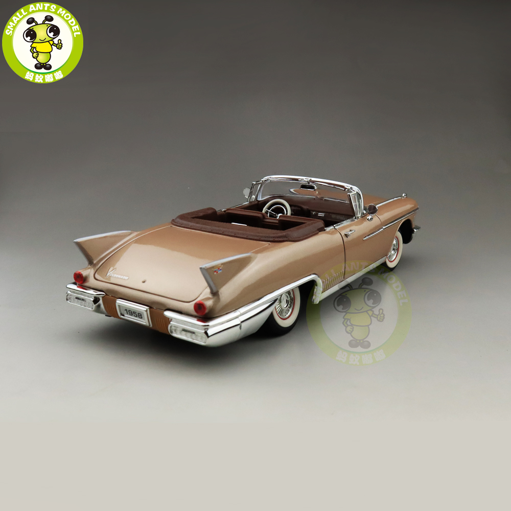 1/18 1958 CADILLAC ELDORADO BIARRITZ Road Signature Diecast Model
