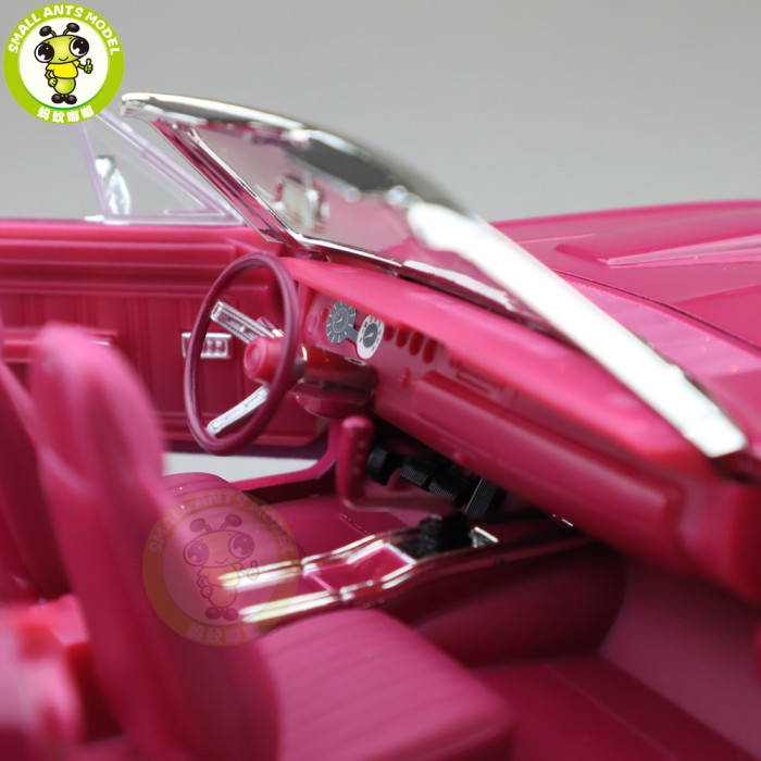1/18 1970 DODGE CORONET R/T Road Signature Diecast Model Car Toys Boys Girls Gift Purple
