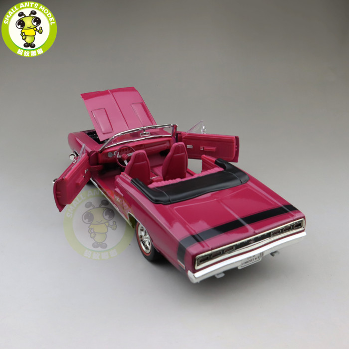 1/18 1970 DODGE CORONET R/T Road Signature Diecast Model Car Toys Boys Girls Gift Purple