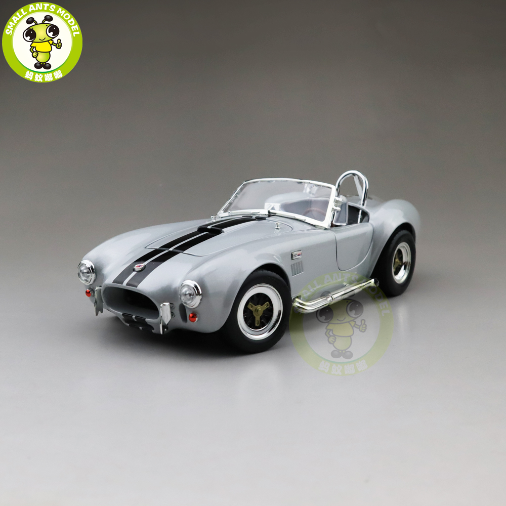 1/18 1964 Ford Shelby COBRA 427 S/C Road Signature Diecast Model