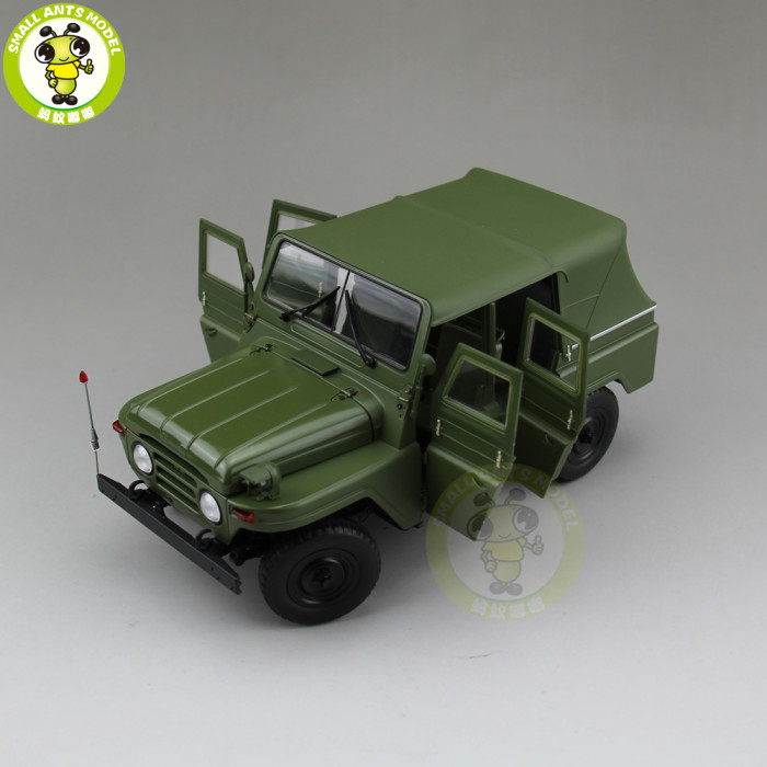 1/18 China BeiJing BJC JEEP 212 Army Military SUV Diecast alloy Metal suv car model Boy Girl Birthday Gift Collection Hobby