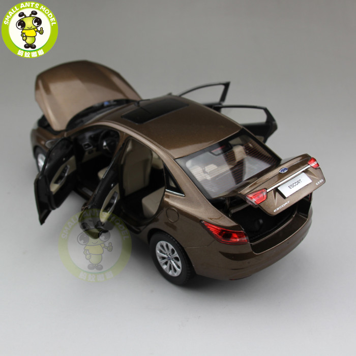 1/18 Ford Escort Diecast car model for collection gifts hobby Brown