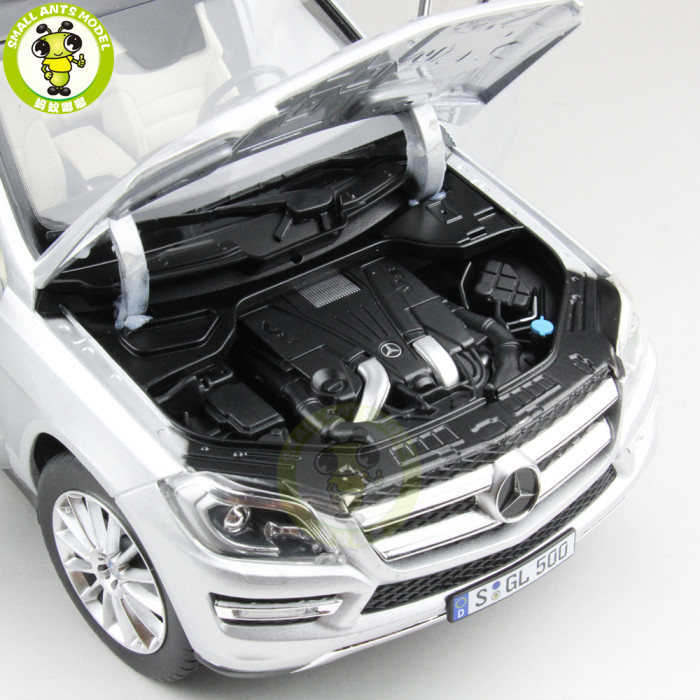 1/18 Mercedes Benz GL GLS 500 X166 Class Klasse Diecast Metal Car SUV Model Toys Boy Girl Birthday Gift Collection Hobby