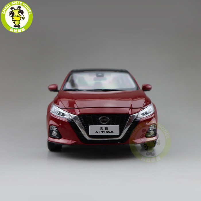 1/18 Nissan TEANA ALTIMA Diecast Metal Car Model Toys kids Boy Girl Gift Collection Hobby