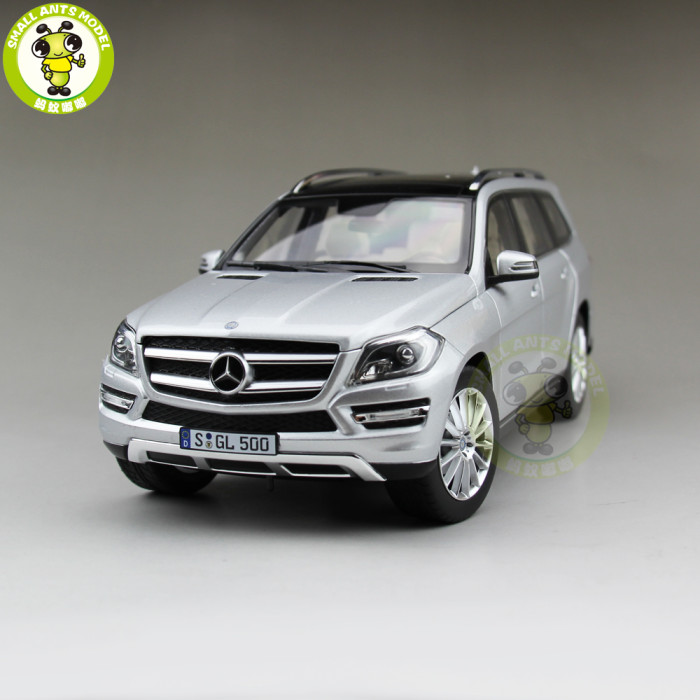 1/18 Mercedes Benz GL GLS 500 X166 Class Klasse Diecast Metal Car SUV Model Toys Boy Girl Birthday Gift Collection Hobby