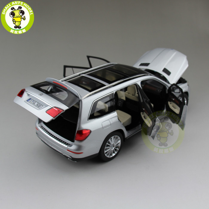 1/18 Mercedes Benz GL GLS 500 X166 Class Klasse Diecast Metal Car SUV Model Toys Boy Girl Birthday Gift Collection Hobby