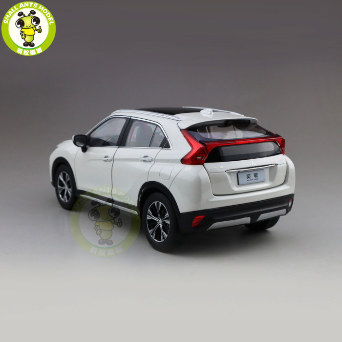 1/18 Mitsubishi ECLIPSE CROSS SUV Diecast Metal Car SUV Model Toys kids Boy Girl Gift Collection White