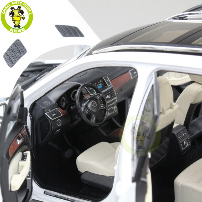 1/18 Mercedes Benz GL GLS 500 X166 Class Klasse Diecast Metal Car SUV Model Toys Boy Girl Birthday Gift Collection Hobby