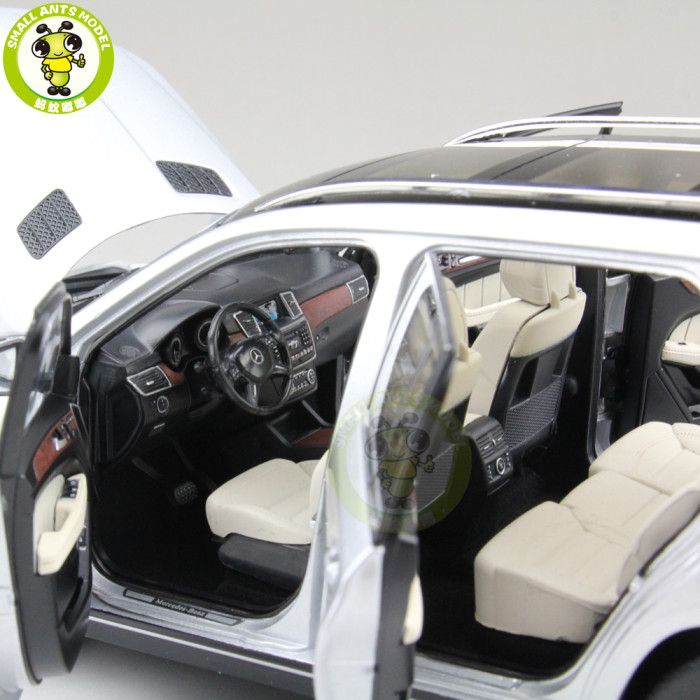 1/18 Mercedes Benz GL GLS 500 X166 Class Klasse Diecast Metal Car SUV Model Toys Boy Girl Birthday Gift Collection Hobby