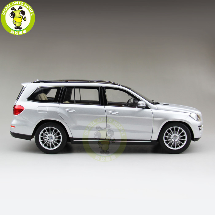 1/18 Mercedes Benz GL GLS 500 X166 Class Klasse Diecast Metal Car SUV Model Toys Boy Girl Birthday Gift Collection Hobby