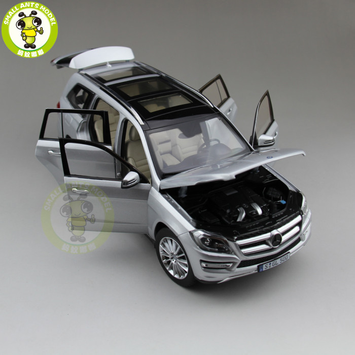 1/18 Mercedes Benz GL GLS 500 X166 Class Klasse Diecast Metal Car SUV Model Toys Boy Girl Birthday Gift Collection Hobby