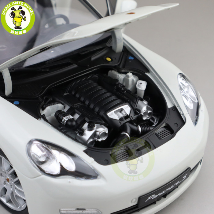 1/18 Porsche Welly Panamera S Diecast Metal Model Car Toys Kids Boy Girl Gifts
