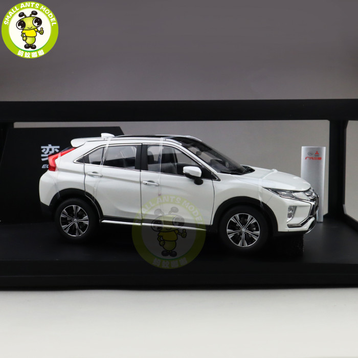 1/18 Mitsubishi ECLIPSE CROSS SUV Diecast Metal Car SUV Model Toys kids Boy Girl Gift Collection White