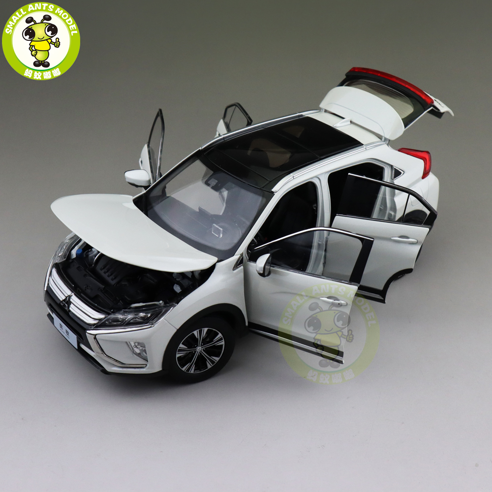 1/18 Mitsubishi ECLIPSE CROSS SUV Diecast Metal Car SUV Model Toys
