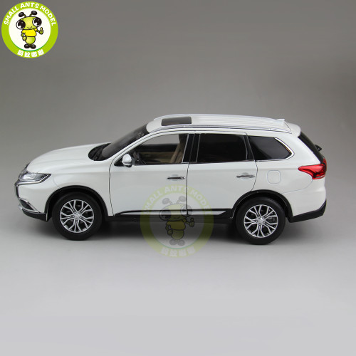 1/18 Mitsubishi OUTLANDER SUV Diecast Metal Car SUV Model Toys kids Boy Girl Gift Collection